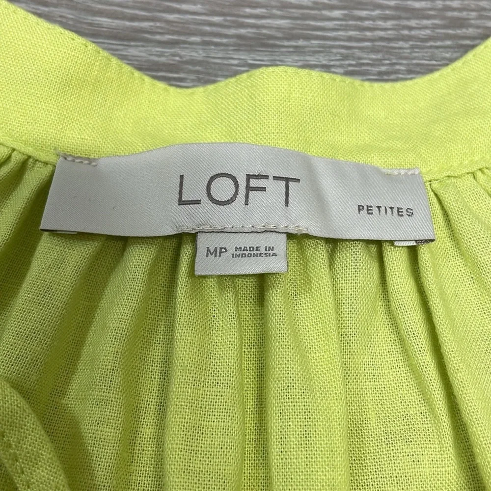 NWOT Loft Linen Blend Chartreuse Puff Short Sleeve Peasant Blouse Split Neck MP